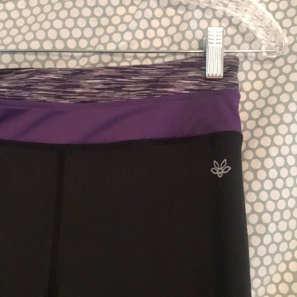 workout pants - Picture 2 of 2